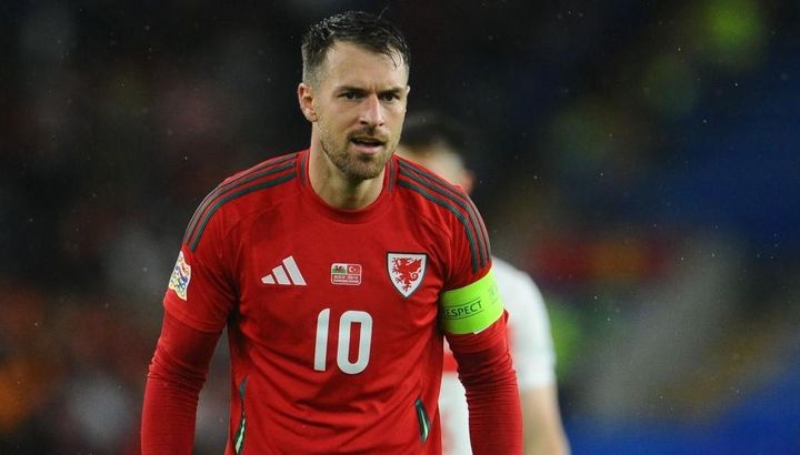 元世界的クラブのスター、監督から再び選手へ！来年のW杯出場を目指す