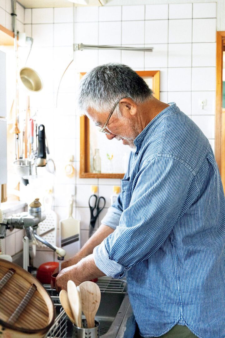 食洗機を使えない洗い物は夫が担当