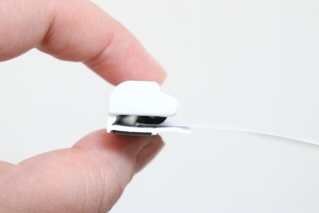 ダイソー 差し込みメモクリップ（8.2cm、マグネット付き） 使用例 構造