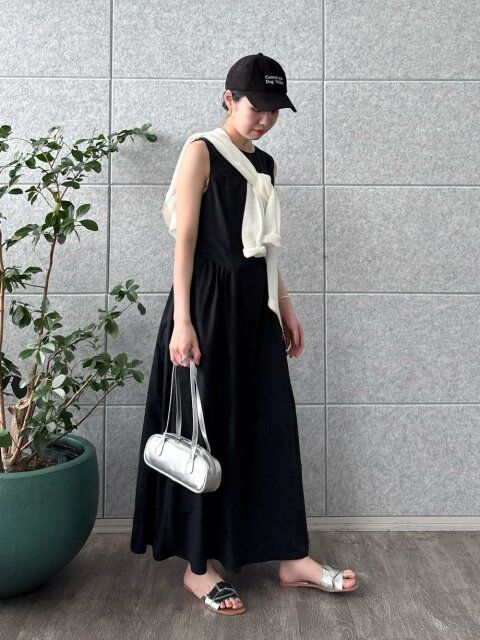 黒ワンピースコーデ3