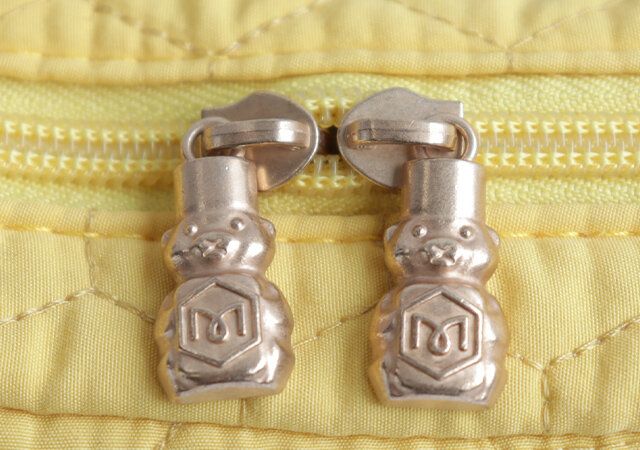 宝島社付録のマノアハニー＆ミードのキルティングポーチ3