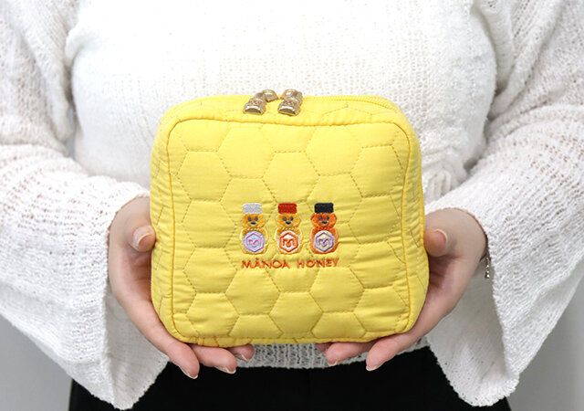 宝島社付録のマノアハニー＆ミードのキルティングポーチ1