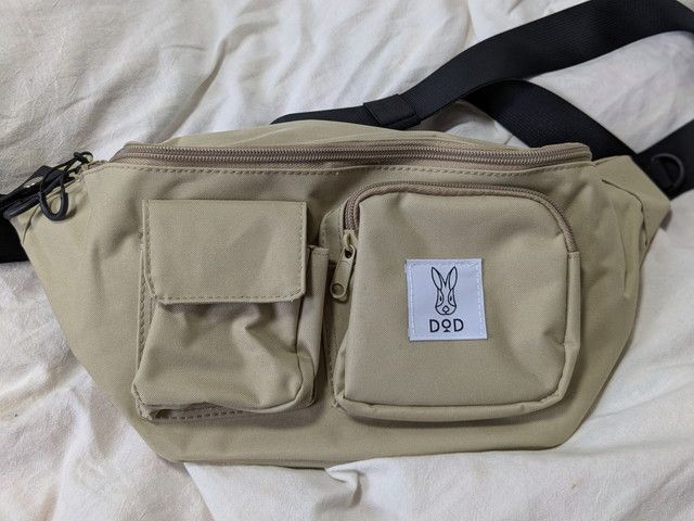 多機能ボディバッグBEIGE