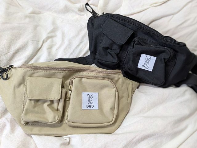 立体ポケット付き多機能ボディバッグ