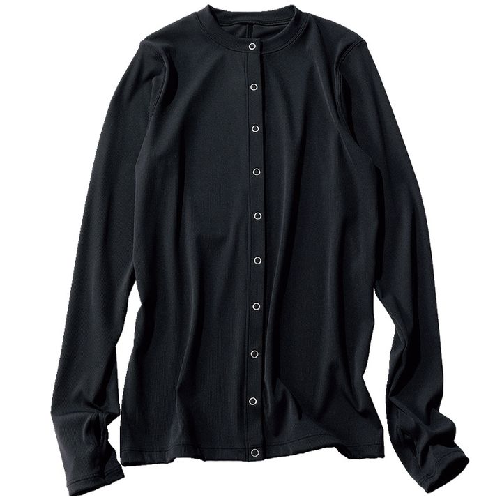 ウィムガゼットのUV機能付きスナップボタンの黒カーディガン