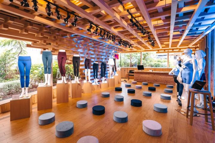 体験イベントには歴代のウエアがずらり