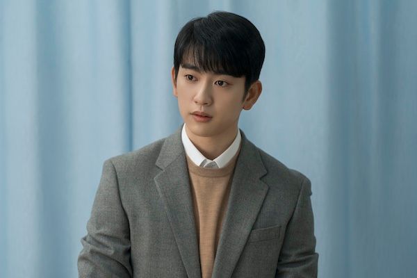 パク・ジニョン