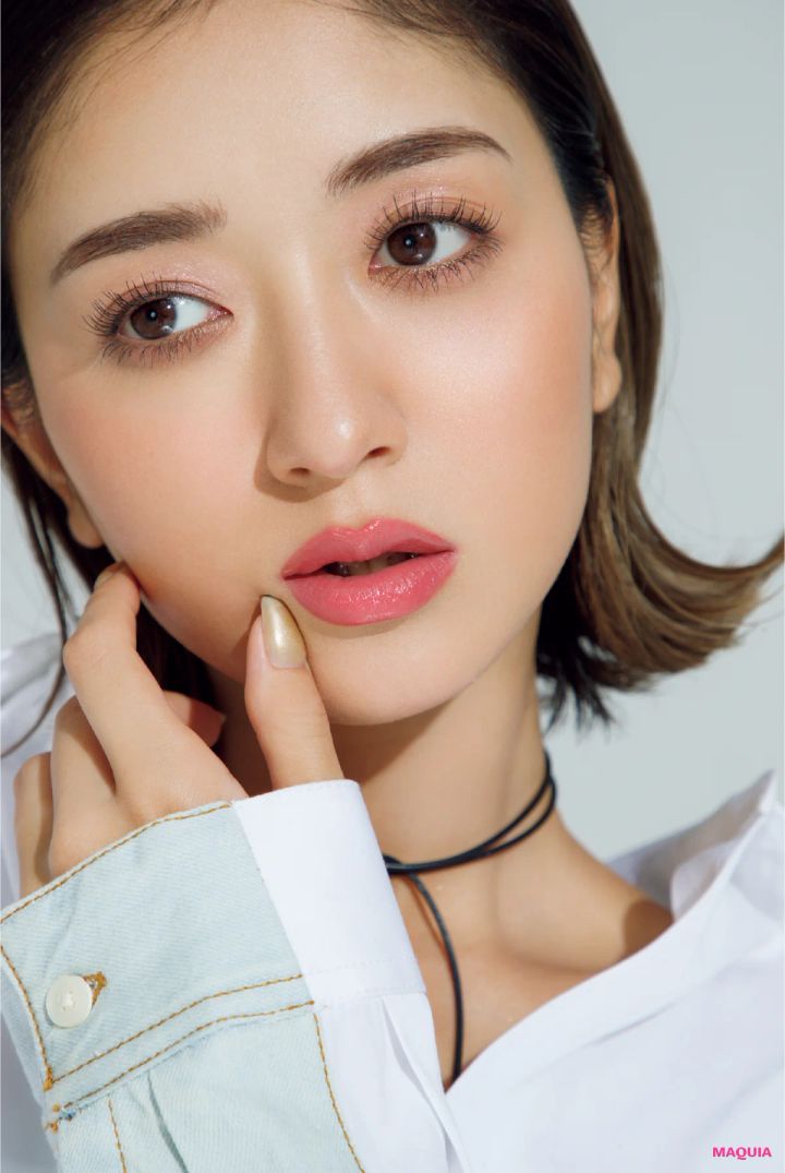 夏リップは“ちょっと派手”くらいが気分！ 注目アーティスト・NAYAさんのイチ推しに、みちょぱが挑戦_6