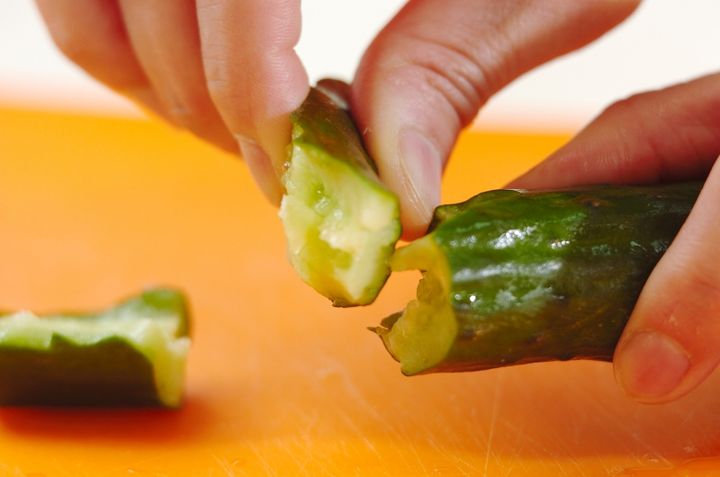 キュウリとミョウガの甘酢の作り方1