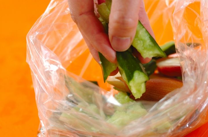 キュウリとミョウガの甘酢の作り方2