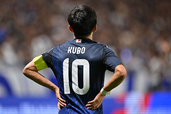 圧巻の日本代表MF久保建英、「おのずと僕が巻くことになる」と腕章を身に付けた背番号10が1G2Aでインドネシア代表撃破