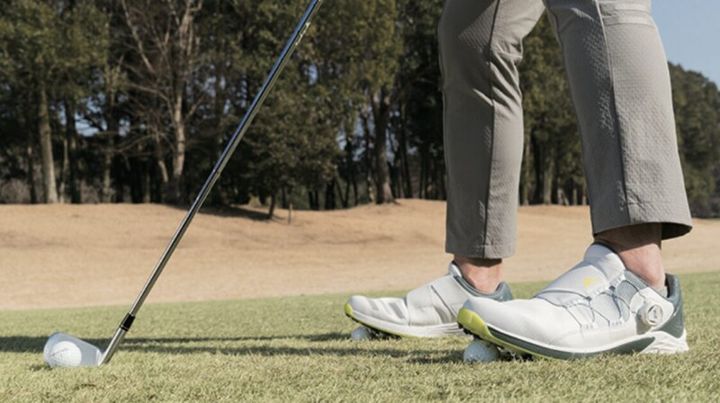 傾斜に刺さらず振り抜くコツは？アイアンショットの苦手克服レッスン