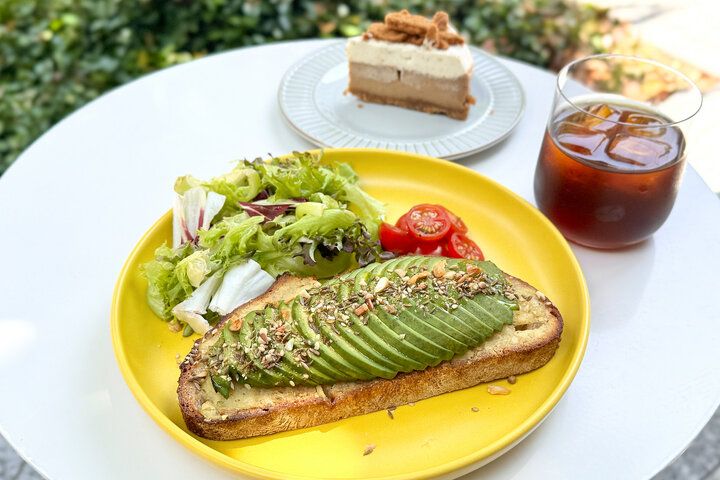 日本橋兜町にオープン♪鎌倉発の人気レストランの新業態でほっとひと息つけるコーヒー時間を。「GARDEN HOUSE COFFEE」