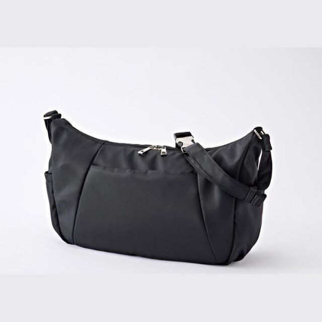 しまむらのショルダーバッグ