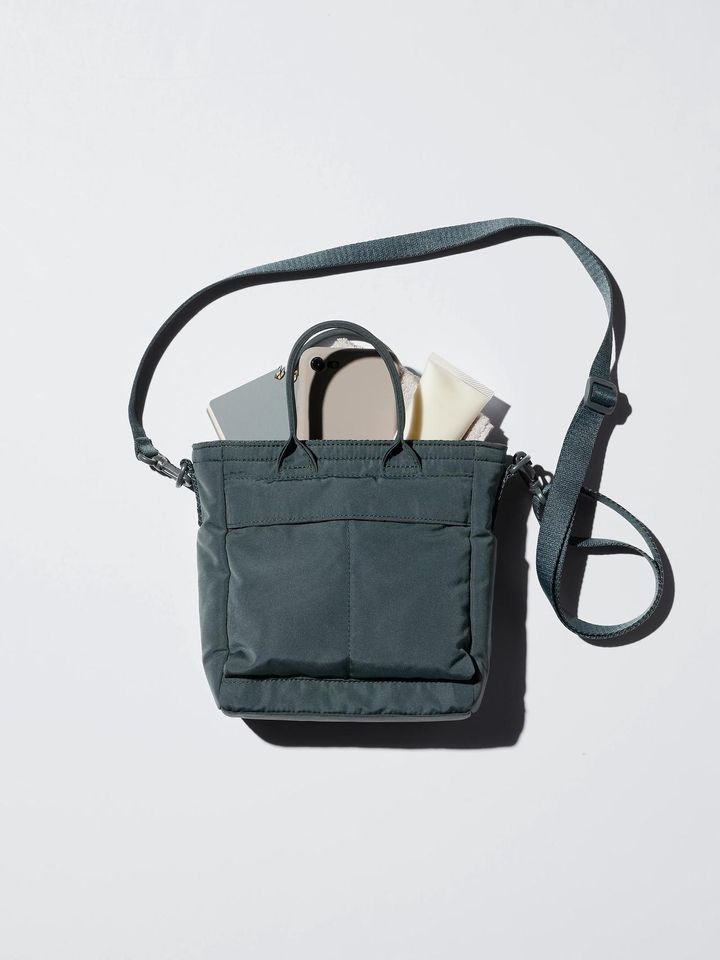 画像2: 出典：ユニクロ