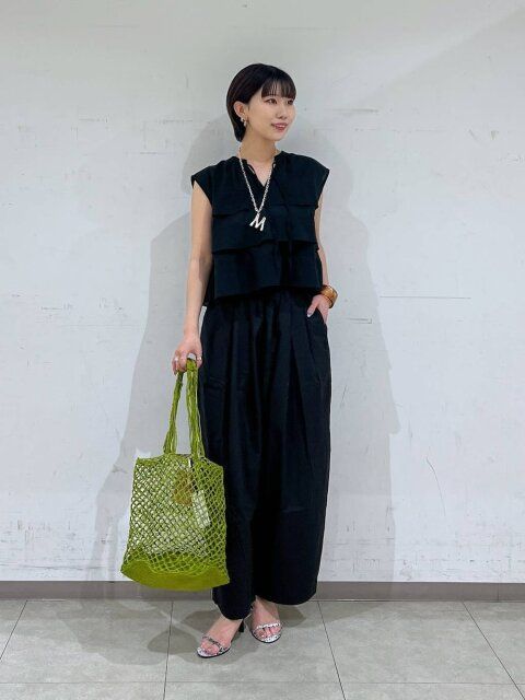 黒ワイドパンツコーデ5