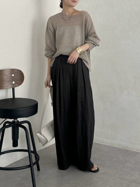 黒ワイドパンツコーデ2