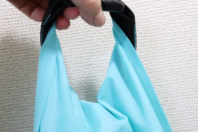 ウォッシュバッグ 持ち手