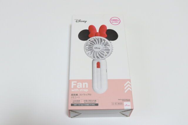 扇風機、ストラップ付（ミッキー／ミニー） パッケージ