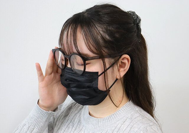 コールマン調光サングラス軽いつけ心地