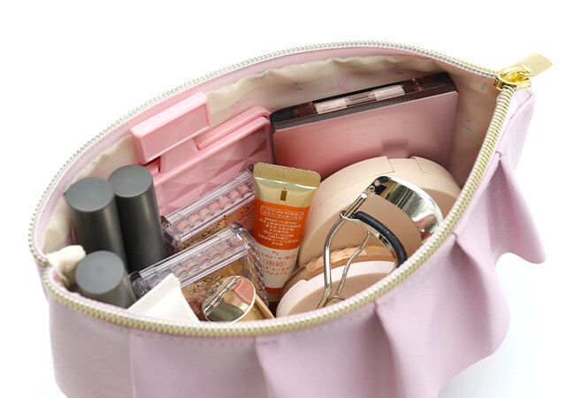 スナイデル ビューティピンクフリルポーチ収納力