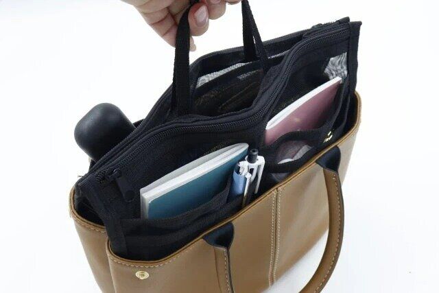 ダイソー バッグインバッグ（A5、メッシュ、ブラック）