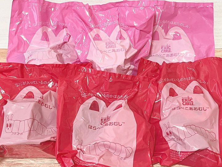 世界中で愛されている絵本『はらぺこあおむし』