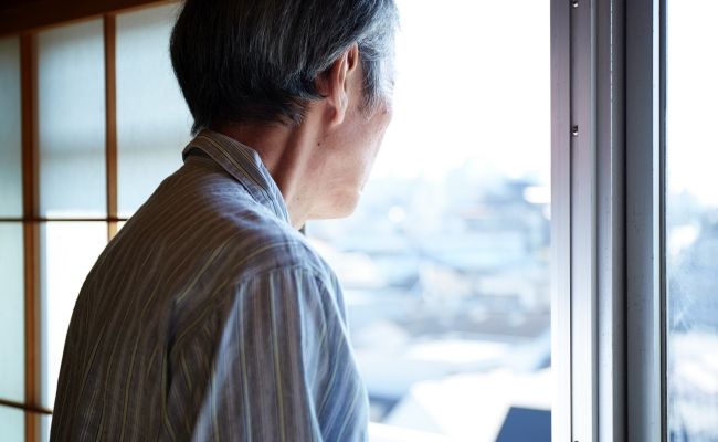 高齢の親イメージ