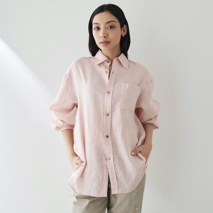 画像: 「リネンキャンバスシャツ」￥26,400 出典：ウィム ガゼット