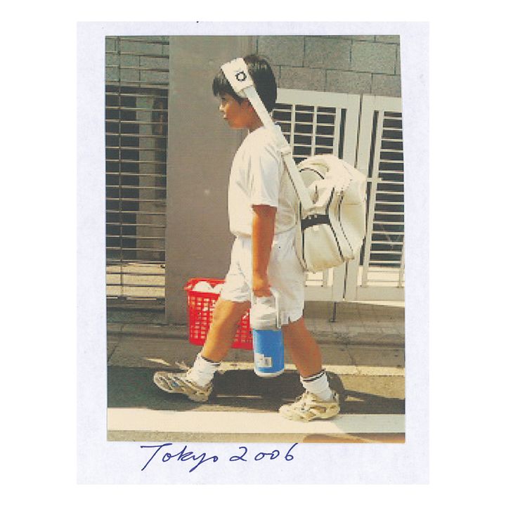 人間のものの運び方の写真