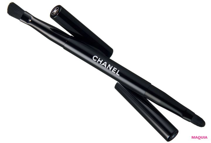 チャコットの“究極スポンジ”、M·A·Cの名品ブラシも。河嶋 希さんが惚れ込むメイクツール5選_9