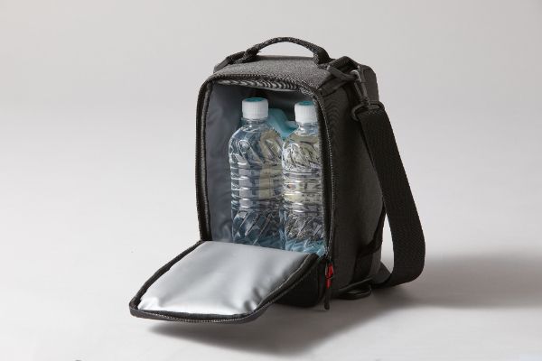 「ワークマンが本気出した」コスパ最強のクーラーボックスが優秀すぎる…！