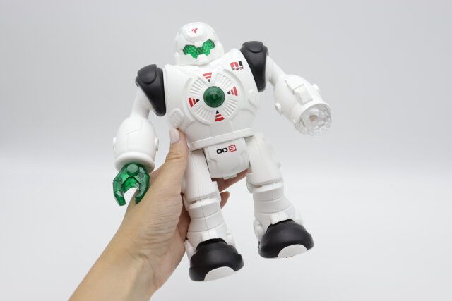 ダイソー 電動ロボット