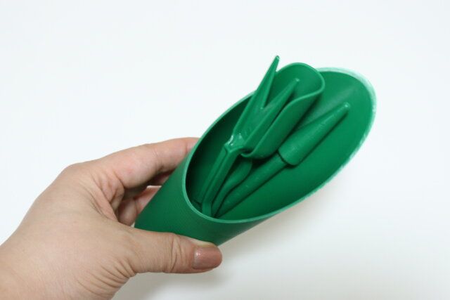 ダイソーのミニガーデンセットはコンパクトに収納できる