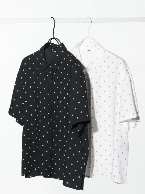 2025ユニクロ女性夏レーヨンブラウス