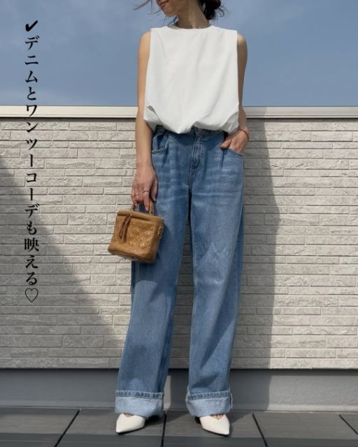 バブルヘムプルオーバー(ノースリーブ)+Eを着たコーデ