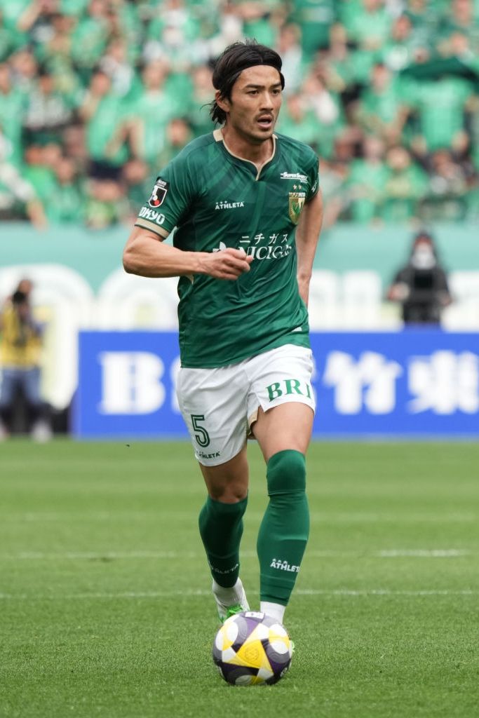 Jリーグ、“異例の6月”に起こった「衝撃移籍」5選