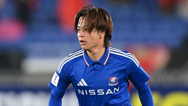 Jリーグ、“異例の6月”に起こった「衝撃移籍」5選