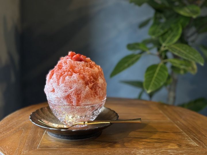 「紅に甘味」1480円（例年12月初旬〜5月中旬ごろ、7月初旬〜9月下旬ごろの提供予定）