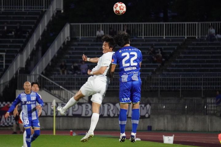 かつてJ1複数クラブに注目された特別指定選手最多出場記録を誇るストライカーが天皇杯で同点弾をアシスト