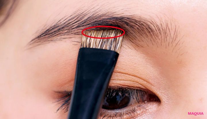 最旬“ふわゆる眉”はこう描く！ メイクアップアーティスト・佐々木七海さんの神アイテム＆テクニック_24