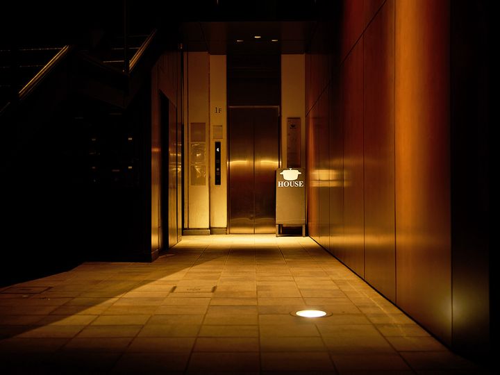 乃木坂『HOUSE』の外観