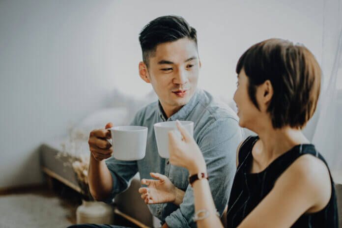 年上彼女が増えてるって本当!? 付き合うなら何歳差までOKか年代別で男性に聞いてみた