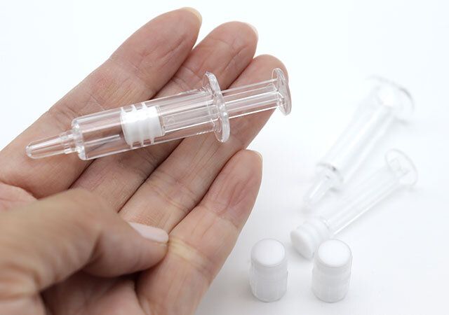 ダイソー シリンジタイプ化粧容器（小、2個）