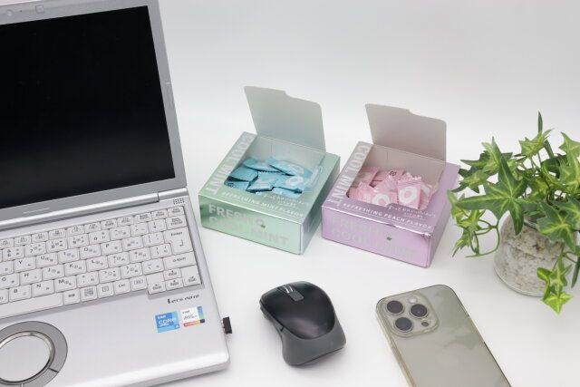 ダイソーのFRESH COOL MINTはデスクに置いても浮かない