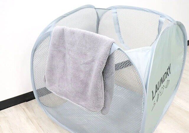 ダイソーのビッグサイズなランドリーバッグ（ロゴ）