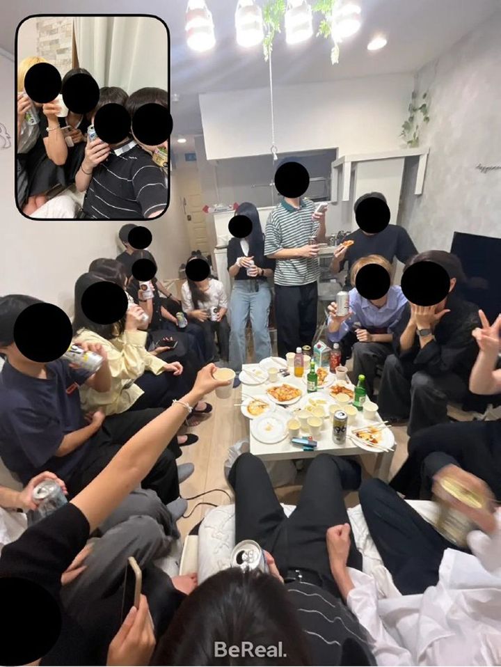 「友達多いアピ」の写真