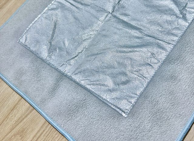 KEYUCA 巻くだけ保冷クロス 裏