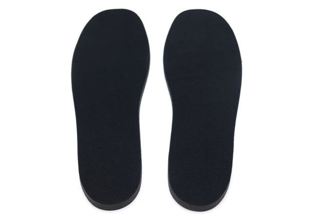 ダイソーのヒールアップインソール