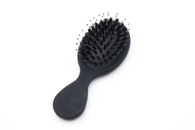 ダイソー 豚毛付ヘアブラシ